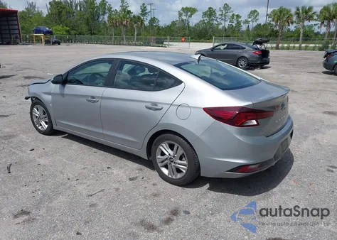 2020 Hyundai Elantra Sel z USA, uszkodzony, nr VIN 5NPD84LF9LH574783